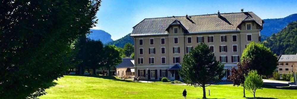 Best Western Grand Hotel De Paris & Spa Виллар-де-Ланс Экстерьер фото